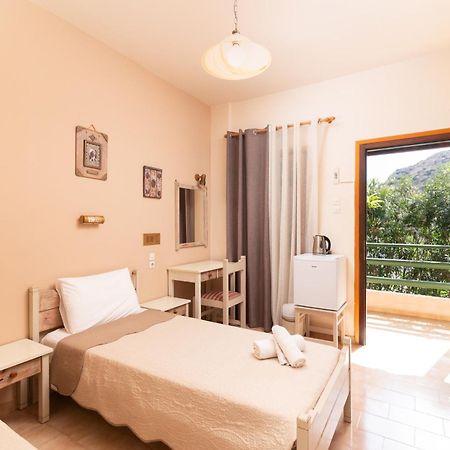 Filia Rooms Matala  Luaran gambar