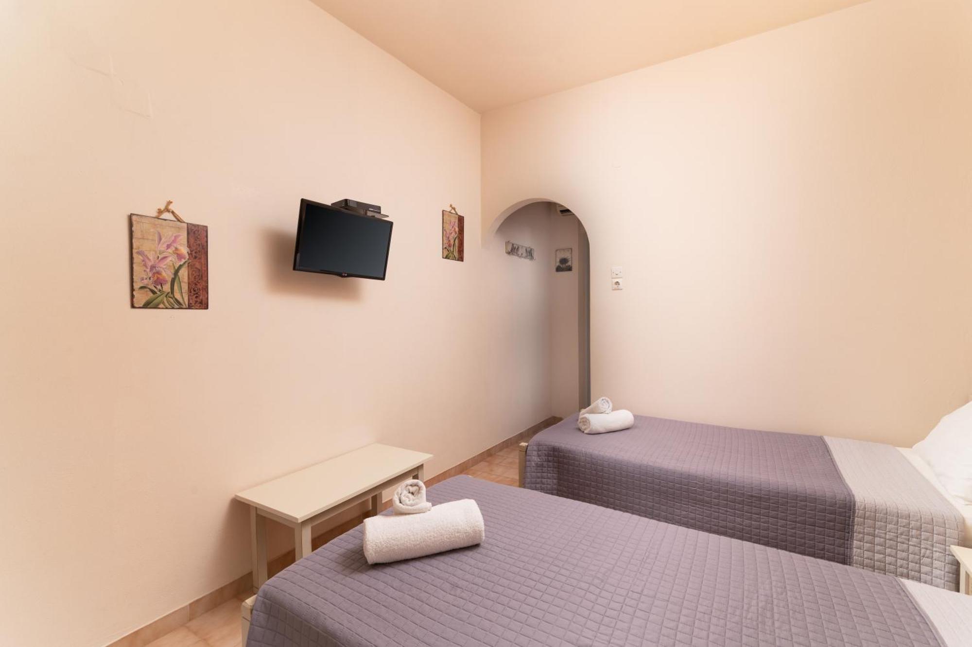 Filia Rooms Matala  Luaran gambar