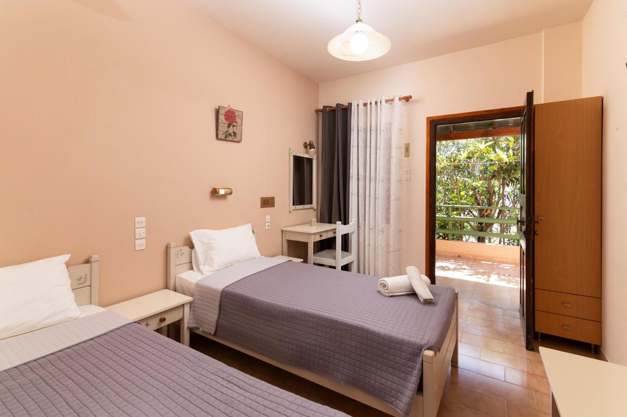 Filia Rooms Matala  Luaran gambar