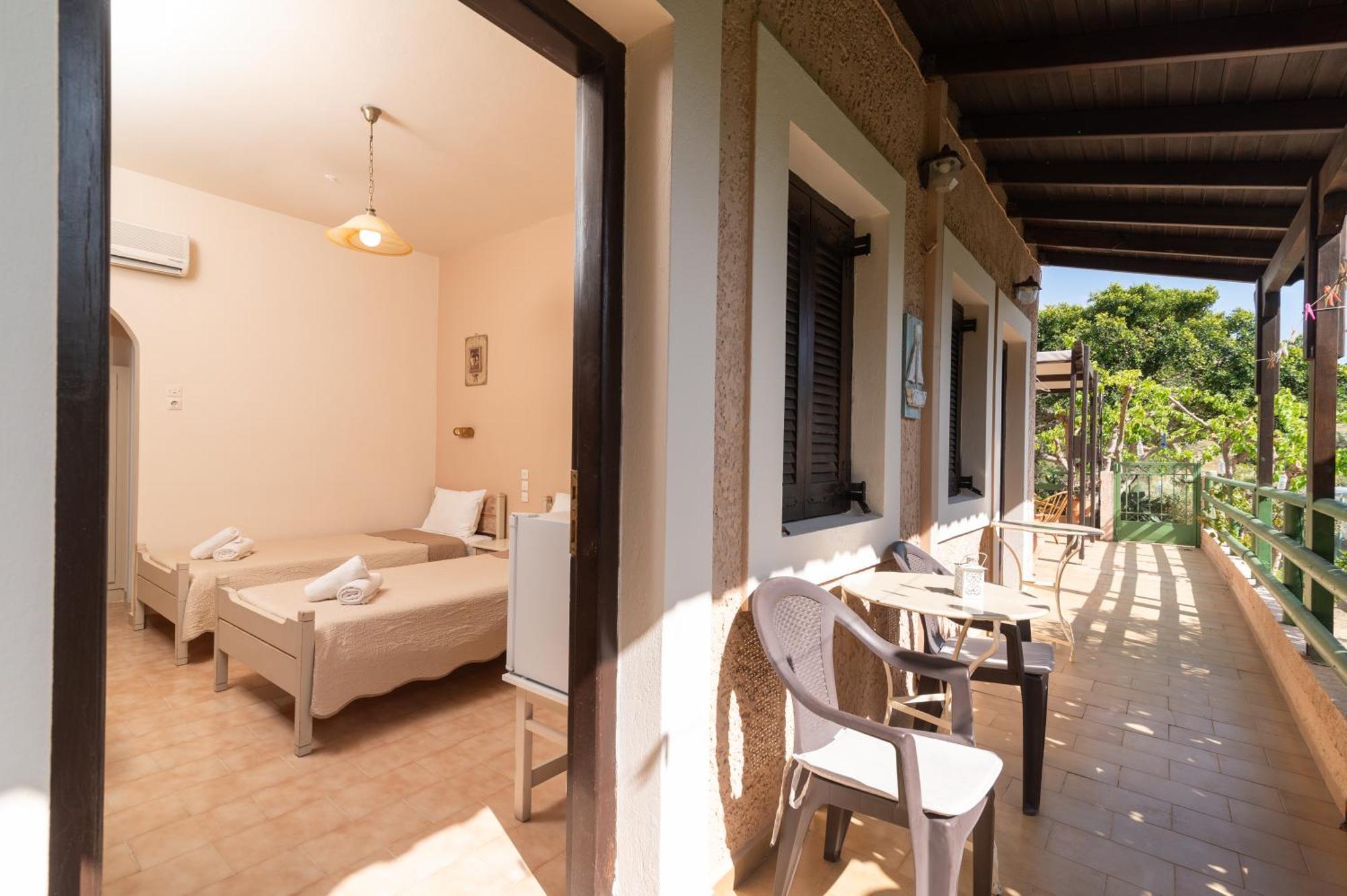 Filia Rooms Matala  Luaran gambar