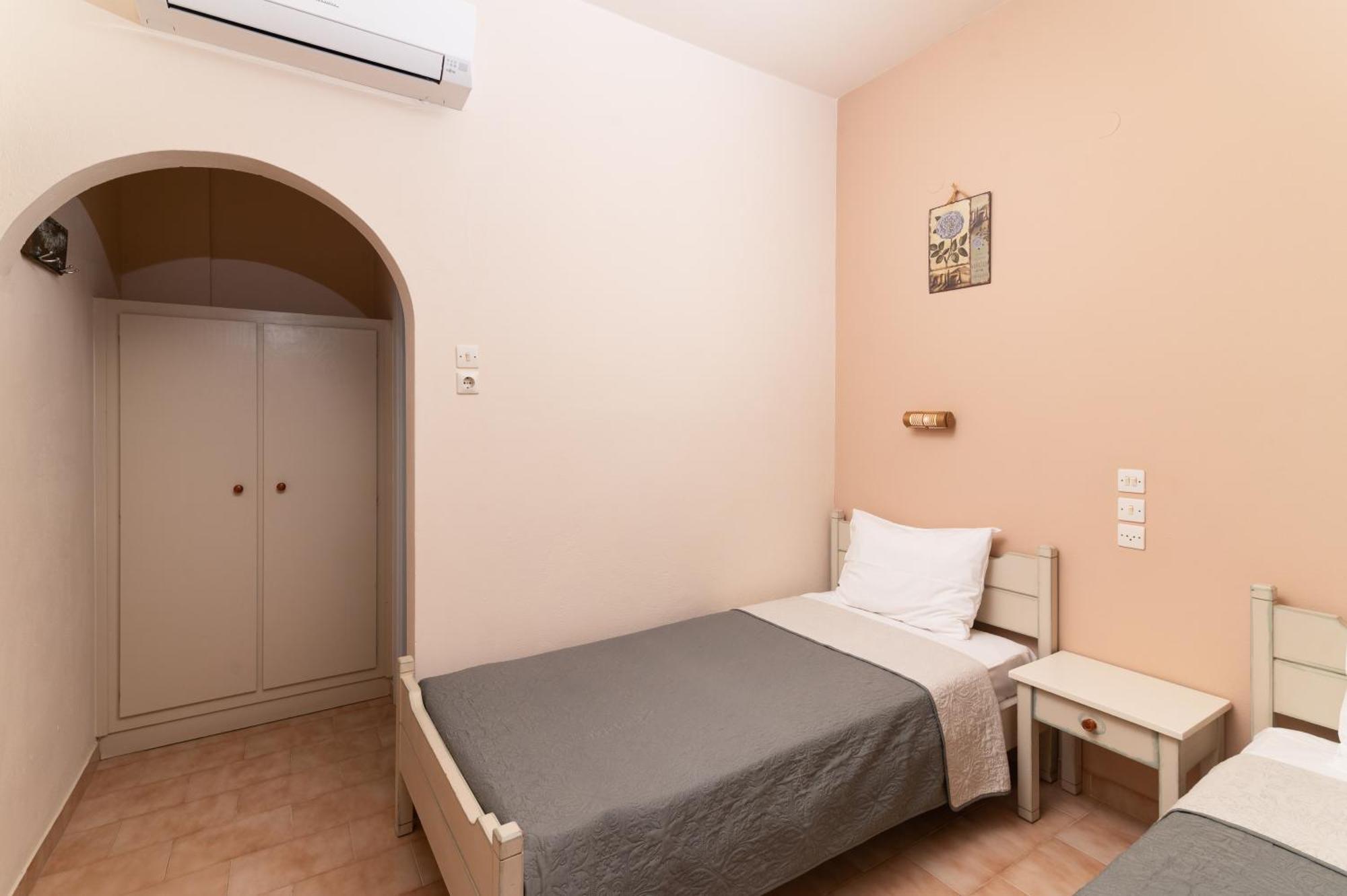 Filia Rooms Matala  Luaran gambar